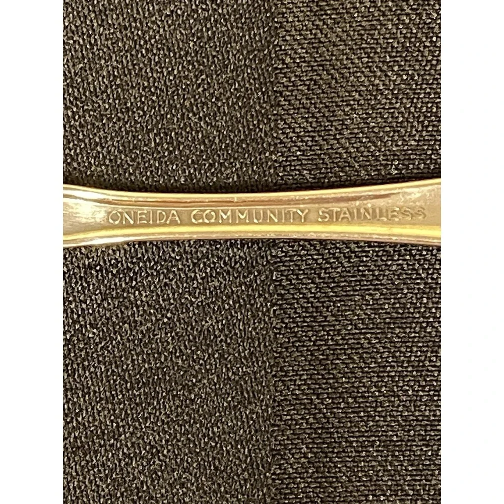 Oneida Community 18/8 stainless Plantation lot of 4 Dessert‎ Spoons